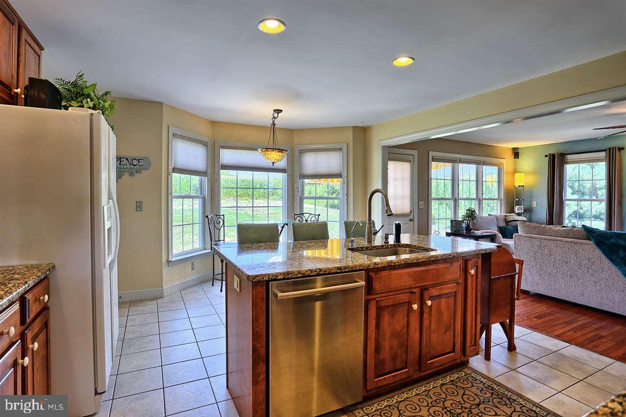 292 Martin Road Carlisle, PA 17015 - Photo 4 of 25 Gallery Image 4