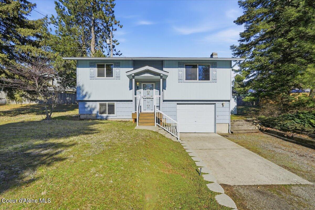 01-6859 W Trevor St_RedHogMedia