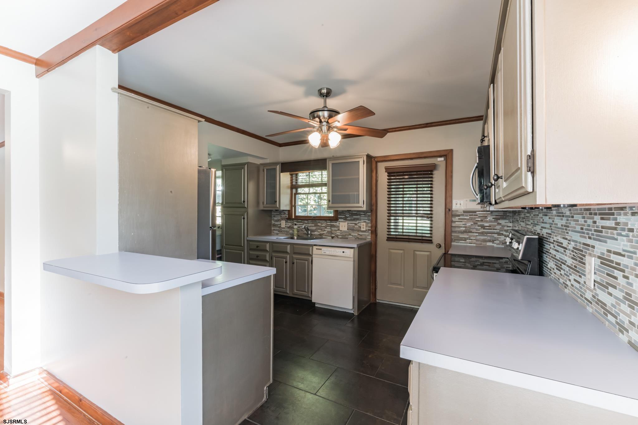 104 East Faunce Landing Road Absecon, NJ 08201 - Photo 15 of 47 Gallery Image 15
