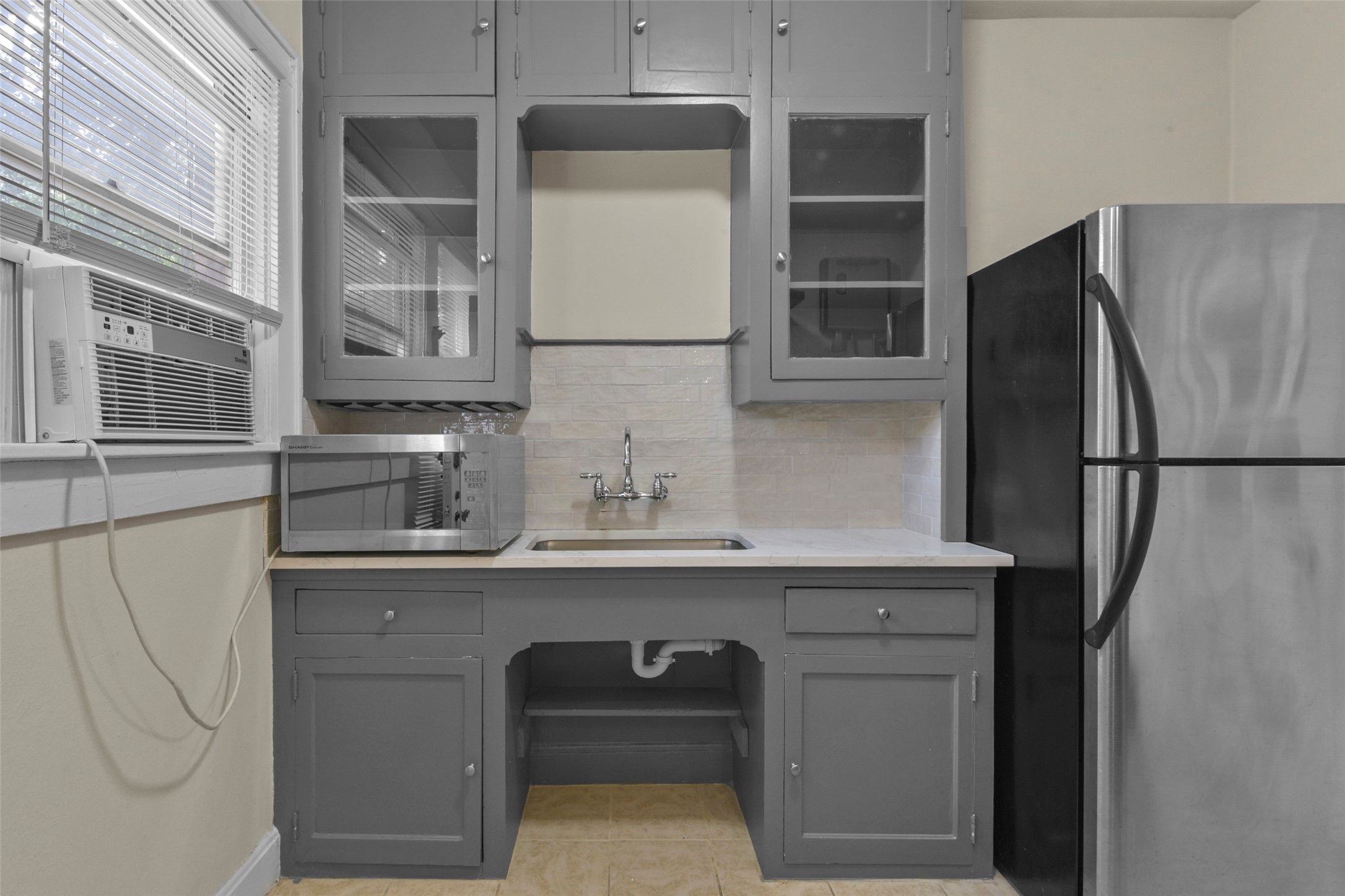 436 Westmoreland Street, Unit 2 Houston, TX 77006 - Photo 15 of 23