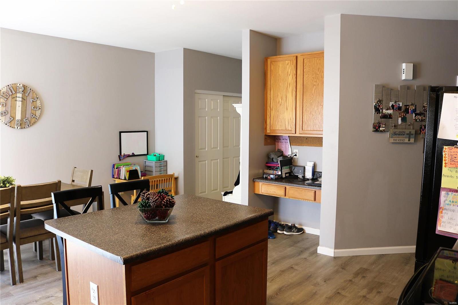 508 Springhurst Parkway O'Fallon, MO 63368 - Photo 10 of 49