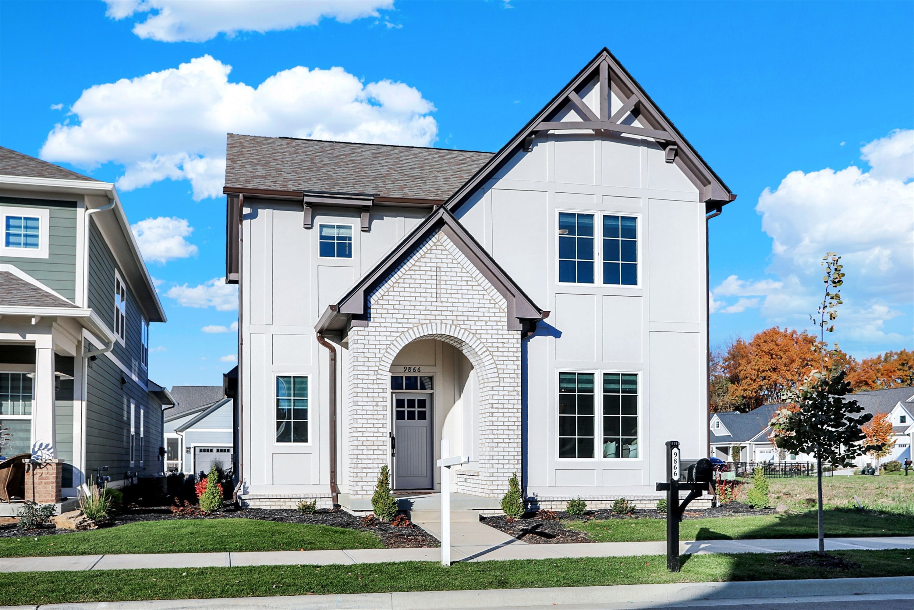 9866 Northern Lights Lane, Carmel, IN 46280 Compass