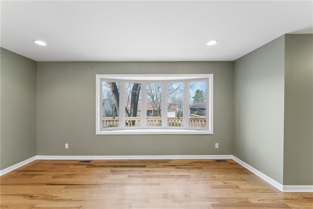 2916 Rimrock Drive Lawrence, KS 66047 - Photo 13 of 60