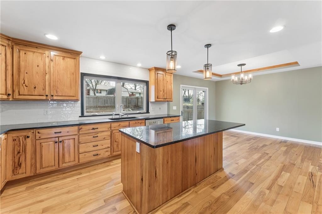 2916 Rimrock Drive Lawrence, KS 66047 - Photo 17 of 60