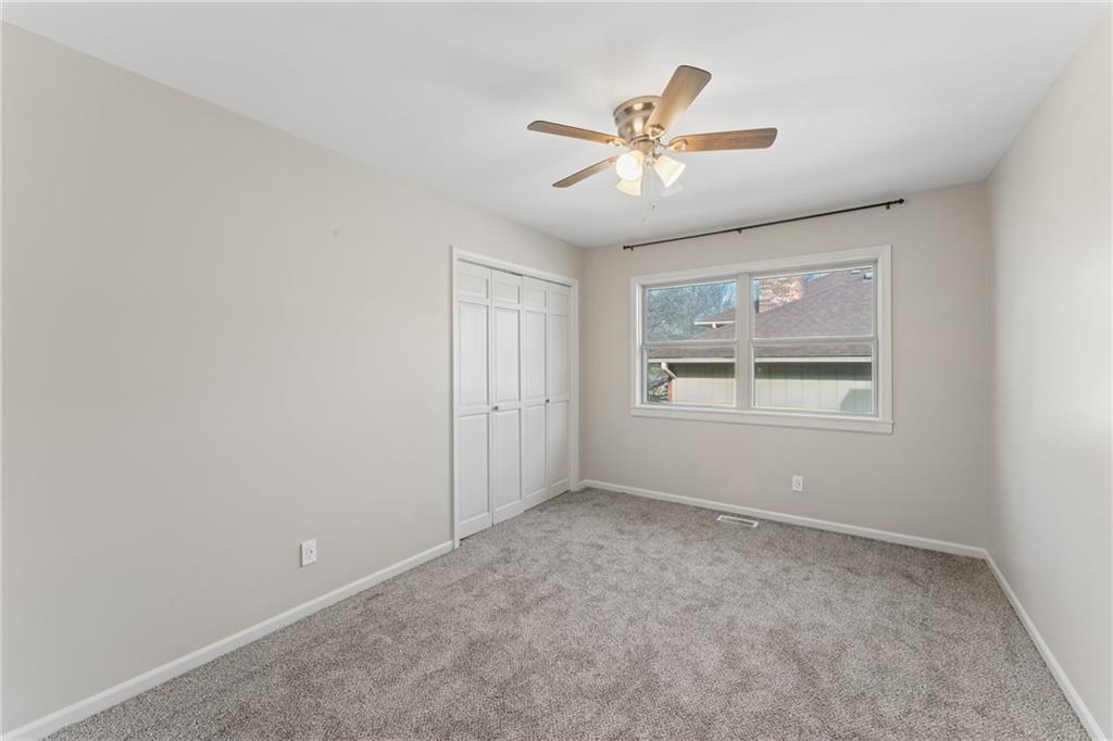 2916 Rimrock Drive Lawrence, KS 66047 - Photo 30 of 60