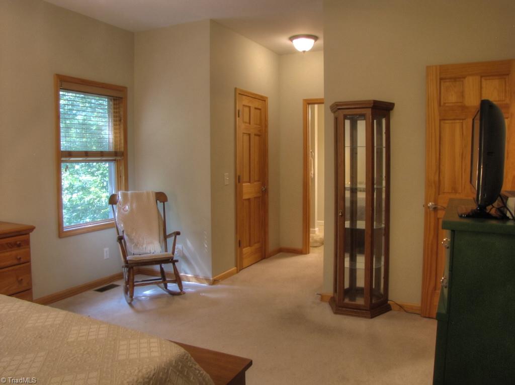 354 Country Ridge Road Jefferson, NC 28640 - Photo 11 of 26 Gallery Image 11