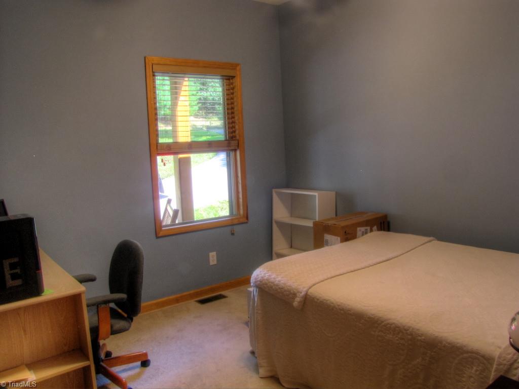 354 Country Ridge Road Jefferson, NC 28640 - Photo 14 of 26 Gallery Image 14