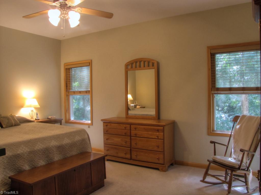354 Country Ridge Road Jefferson, NC 28640 - Photo 10 of 26 Gallery Image 10