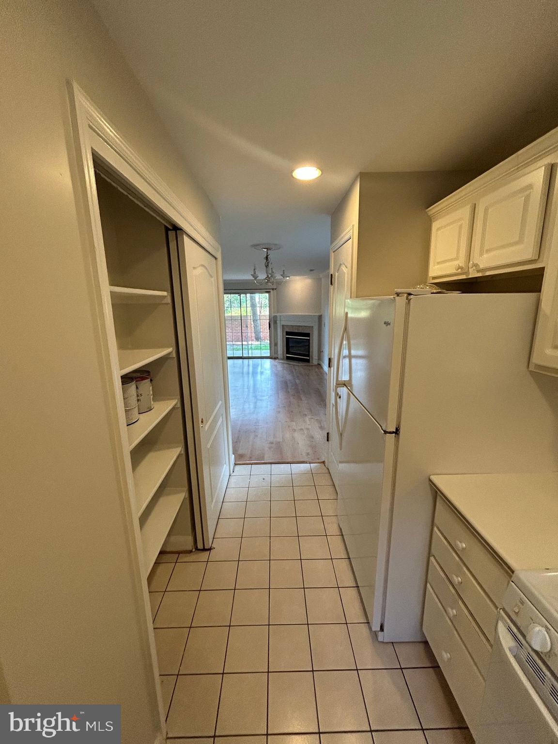 6924 Fairfax Drive, Unit 140 Arlington, VA 22213 - Photo 5 of 19 a view of empty room with wooden floor