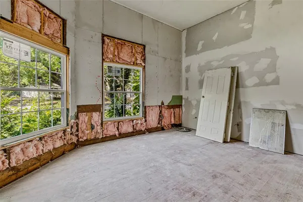 $135,000 | 902 North Frances Street, Terrell, TX 75160