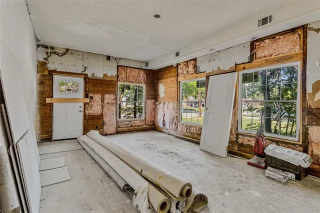 $165,000 | 902 North Frances Street, Terrell, TX 75160