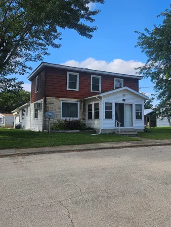 $169,900 | 401 Spencer Street, Woodman, WI 53827