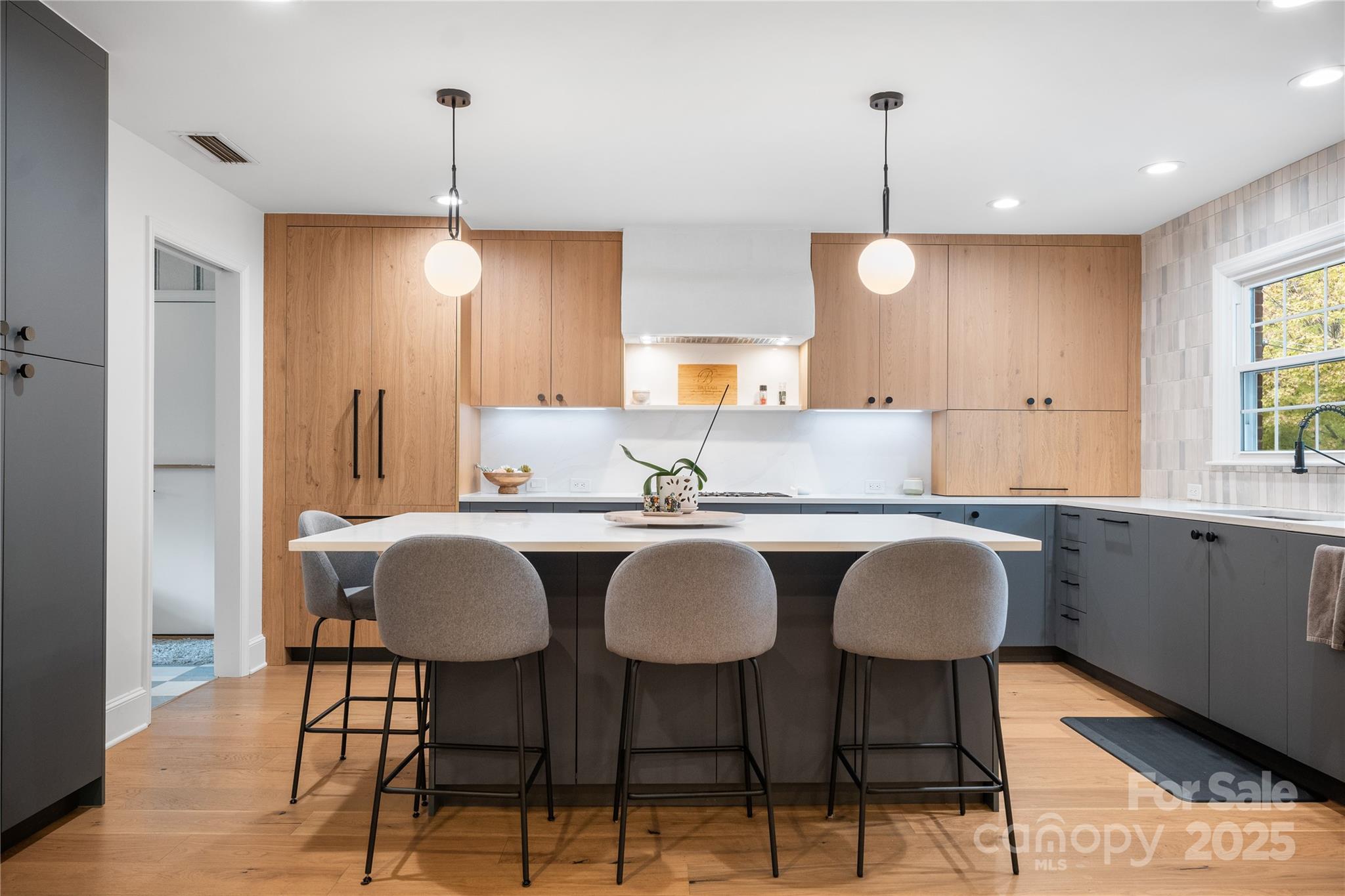 5217 Addison Drive Charlotte, NC 28211 - Photo 8 of 37