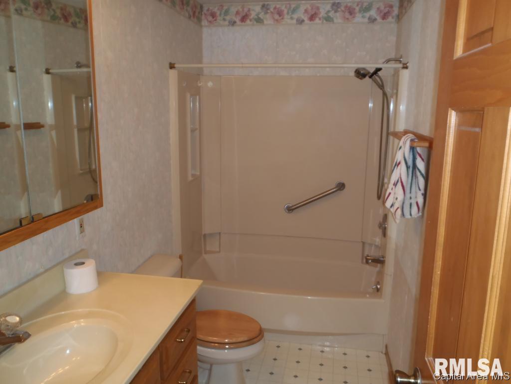 1633 North Milton Avenue Springfield, IL 62702 - Photo 10 of 11