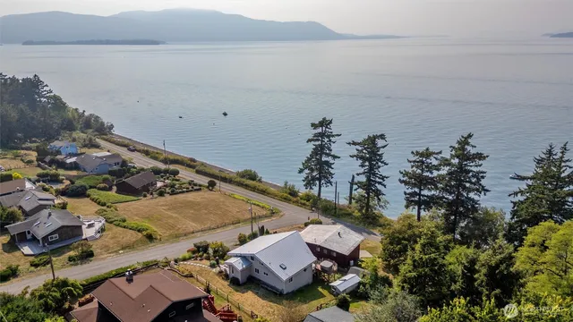 $725,000 | 4372 Melcher Road, Lummi Island, WA 98262