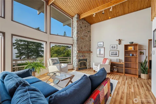 $725,000 | 4372 Melcher Road, Lummi Island, WA 98262