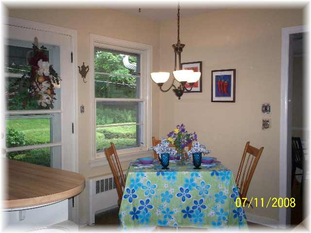 7 Cherry Tree Road Colonie, NY 12211 - Photo 6 of 12 Photo 6