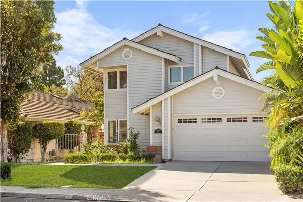$6,900 | 12 Oakdale, Irvine, CA 92604