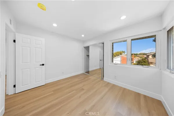 $6,900 | 12 Oakdale, Irvine, CA 92604