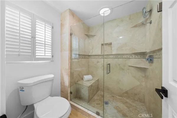$6,900 | 12 Oakdale, Irvine, CA 92604