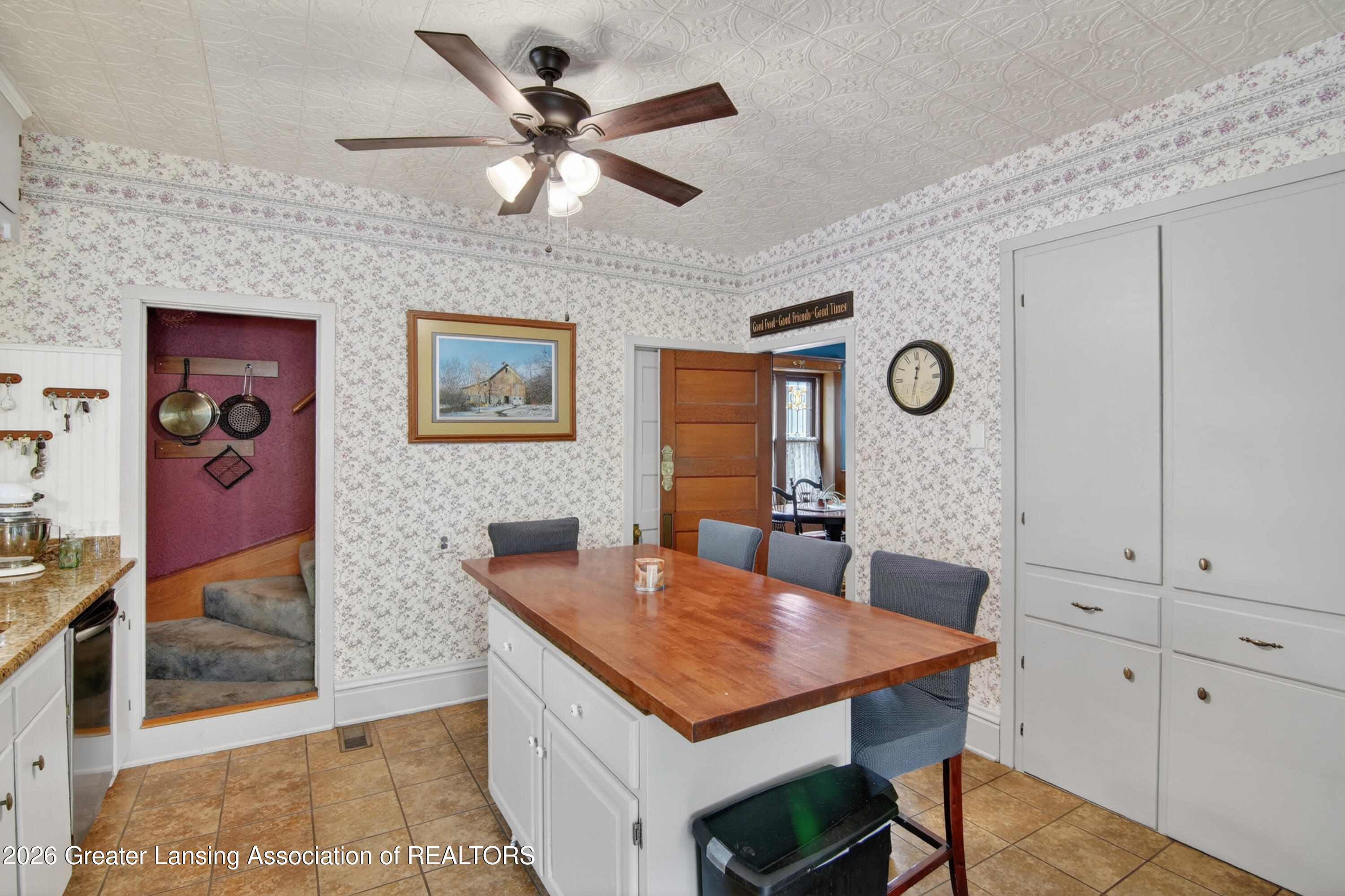 161 West Chicago Street Coldwater, MI 49036 - Photo 20 of 63 161-W-Chicago-Rd-Coldwater-Windowstill 2