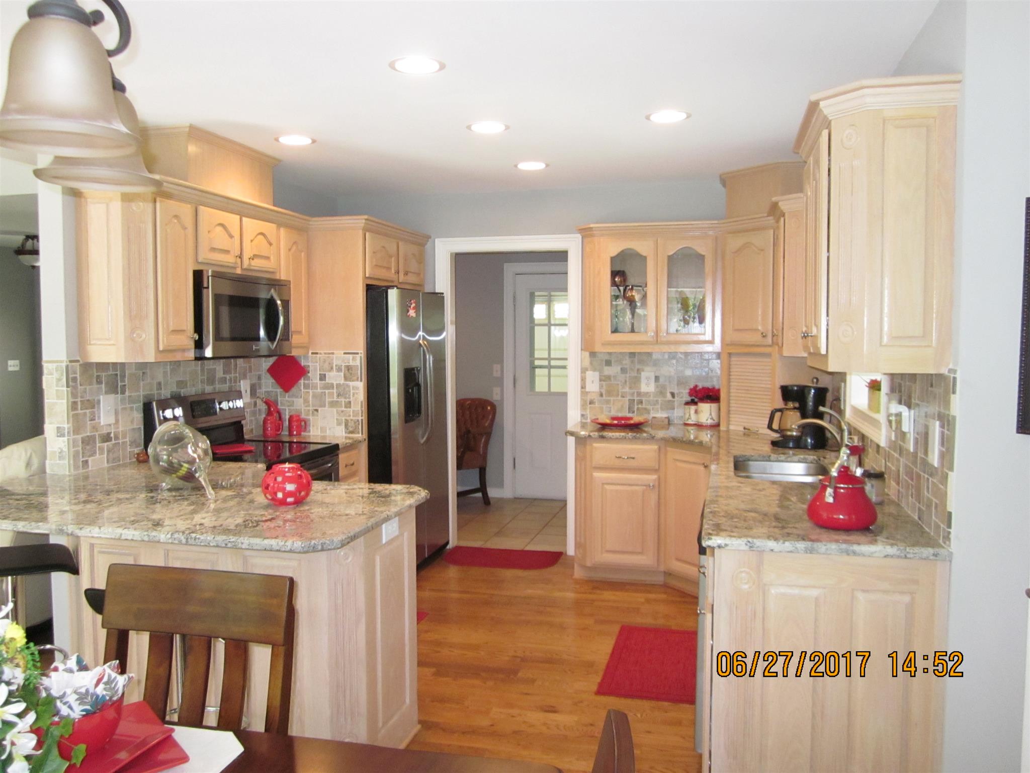 548 Lakeview Road Walling, TN 38587 - Photo 7 of 30 Gallery Image 7