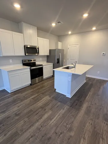 $1,995 | 4253 Feetham Drive, Murfreesboro, TN 37129