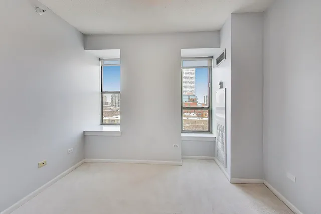 $550,000 | 1717 South Prairie Avenue, Unit 805, Chicago, IL 60616