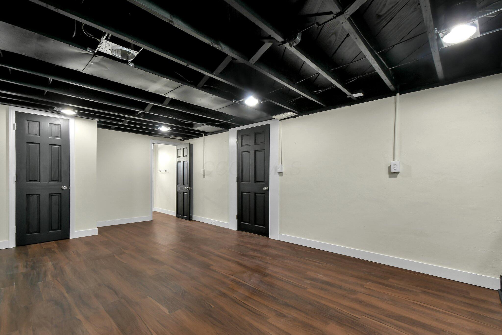 799 Sunbury Road Columbus, OH 43219 - Photo 29 of 44 29-web-or-mls-799-sunbury-rd