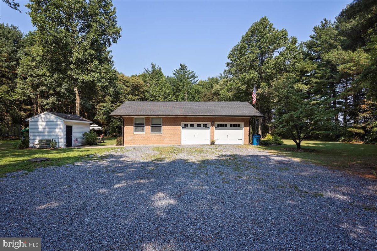 25281 Goldsboro Road Henderson, MD 21640 - Photo 25 of 35 Attached Garage