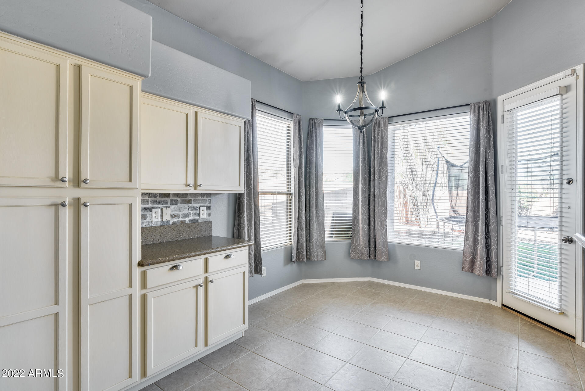 6614 West Rowel Road Phoenix, AZ 85083 - Photo 14 of 31
