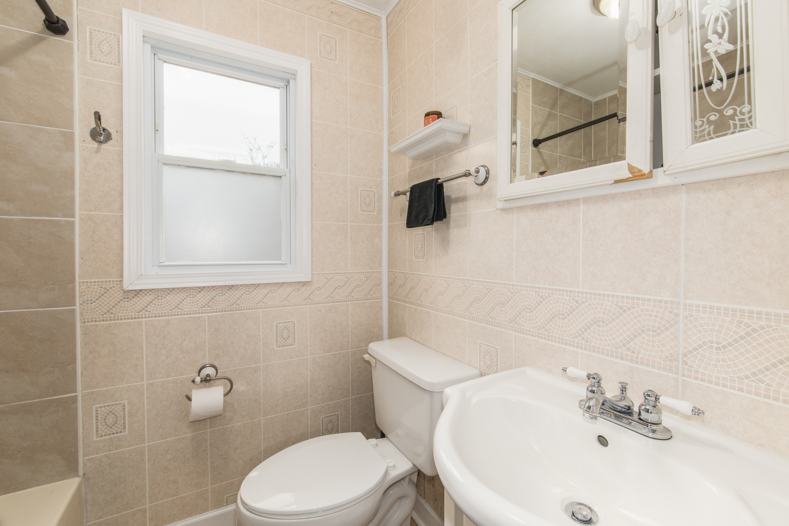 307 East Main Street Cary, IL 60013 - Photo 16 of 20