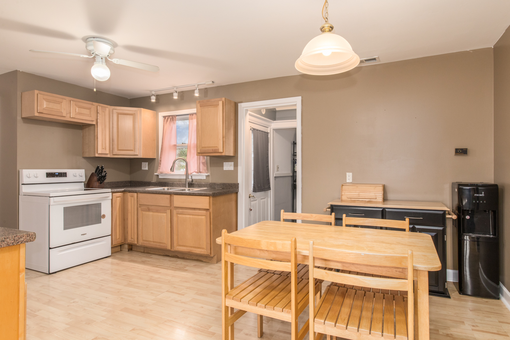 307 East Main Street Cary, IL 60013 - Photo 10 of 20