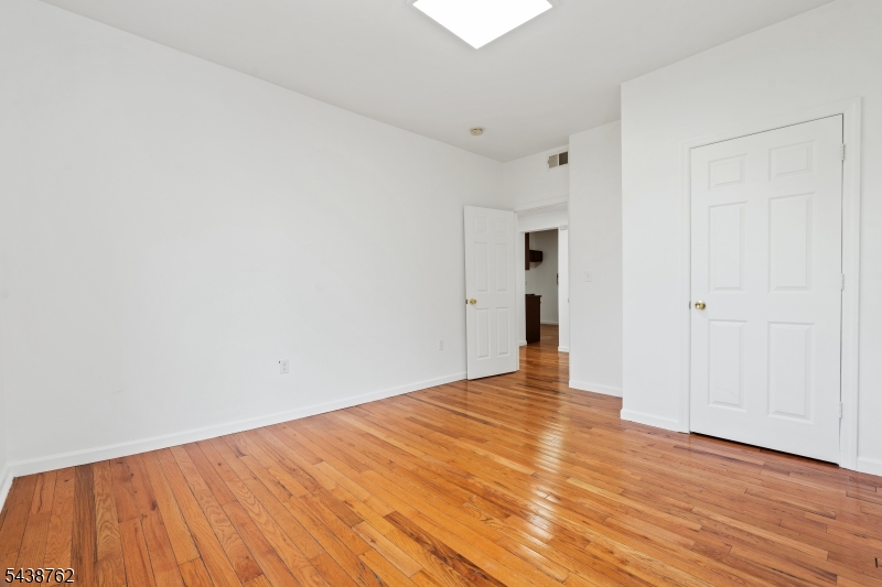 1043 Hunterdon Street, Unit 2 Newark, NJ 07112 - Photo 13 of 21