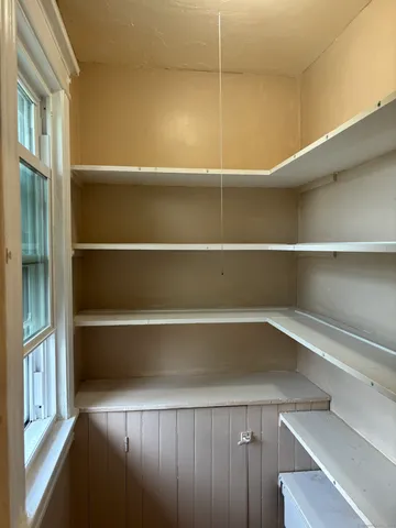 $1,600 | 143 Brown Street, Hartford, CT 06114