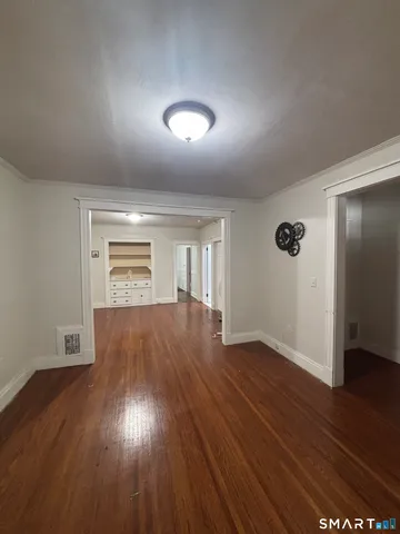 $1,600 | 143 Brown Street, Hartford, CT 06114