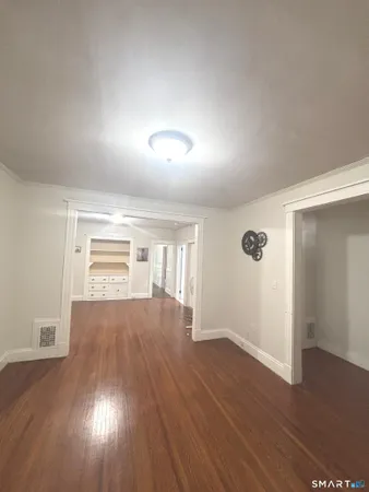 $1,600 | 143 Brown Street, Hartford, CT 06114