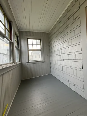 $1,600 | 143 Brown Street, Hartford, CT 06114