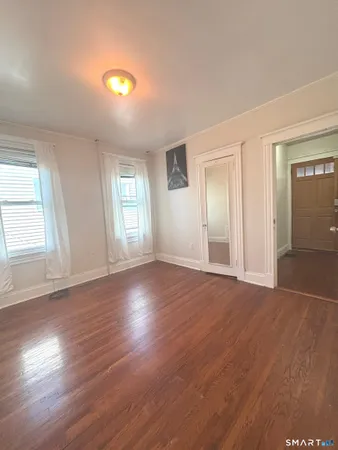 $1,600 | 143 Brown Street, Hartford, CT 06114