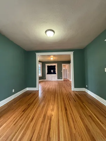 $1,600 | 143 Brown Street, Hartford, CT 06114