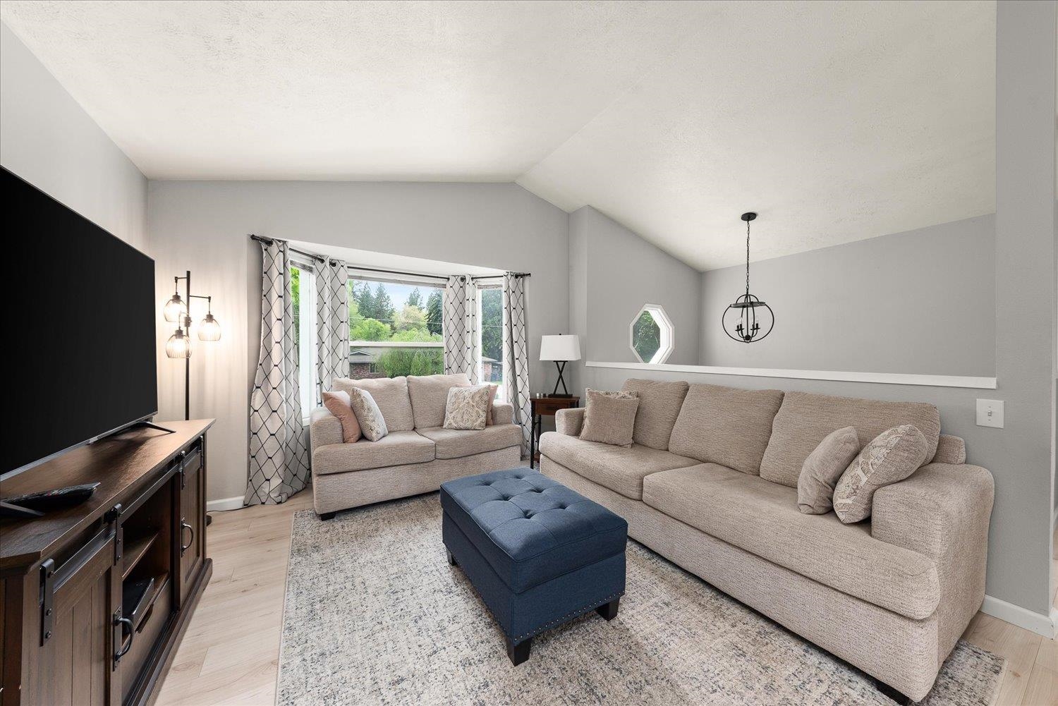 3815 East 19th Avenue Spokane, WA 99223 - Photo 12 of 49