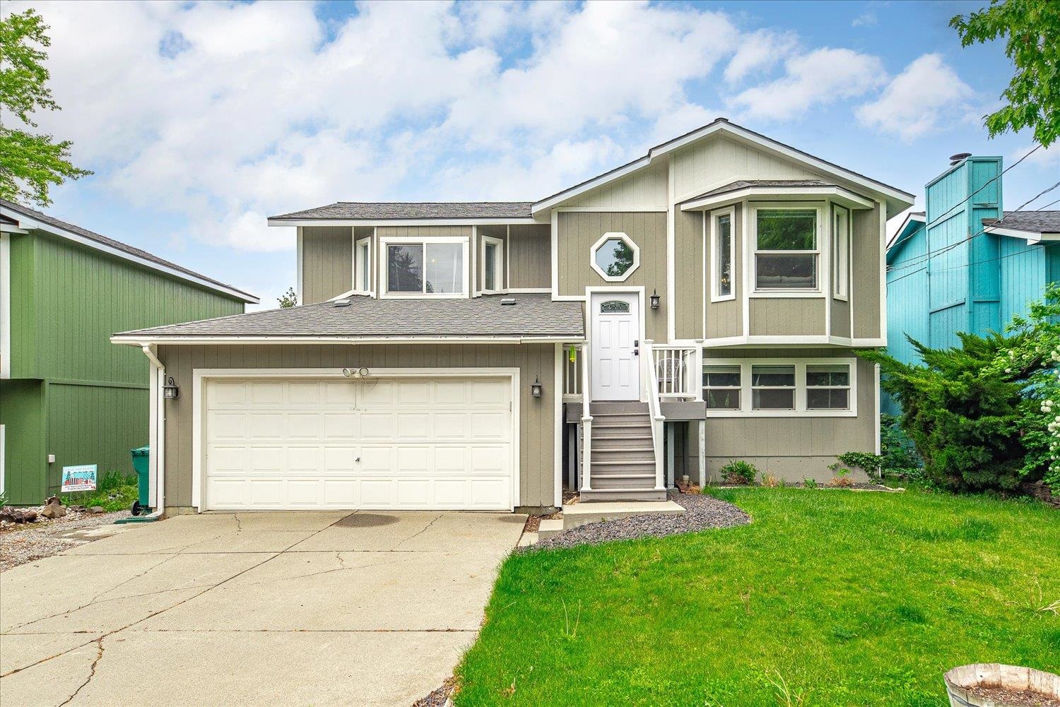 3815 East 19th Avenue Spokane, WA 99223 - Photo 2 of 49