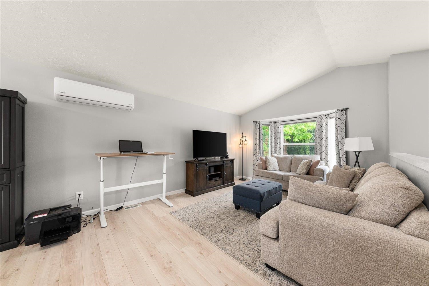 3815 East 19th Avenue Spokane, WA 99223 - Photo 8 of 49