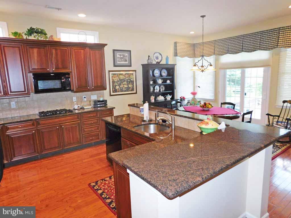 160 Sydney Road Holland, PA 18966 - Photo 13 of 36 Kitchen