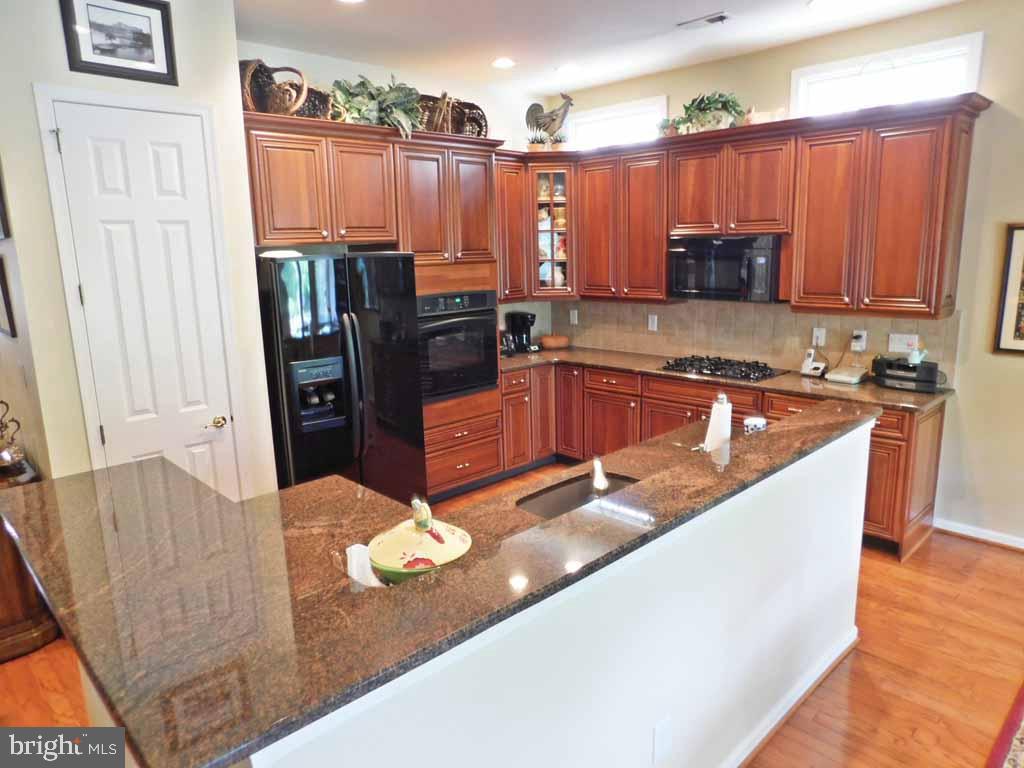 160 Sydney Road Holland, PA 18966 - Photo 15 of 36 Kitchen