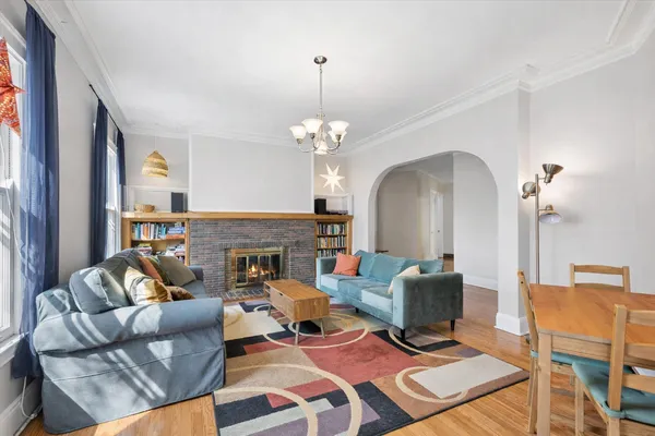 $355,000 | 1212 West North Shore Avenue, Unit 3W, Chicago, IL 60626