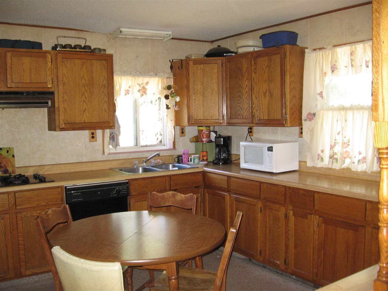 2152 Sanderson Road Prescott, MI 48756 - Photo 15 of 18 1816939-14.JPG