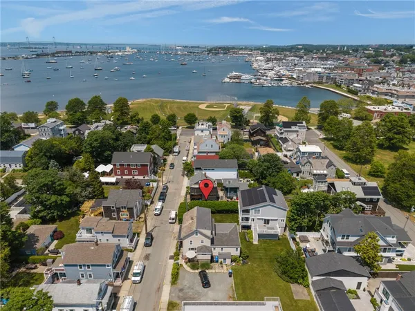 $1,350,000 | 32 Houston Avenue, Newport, RI 02840