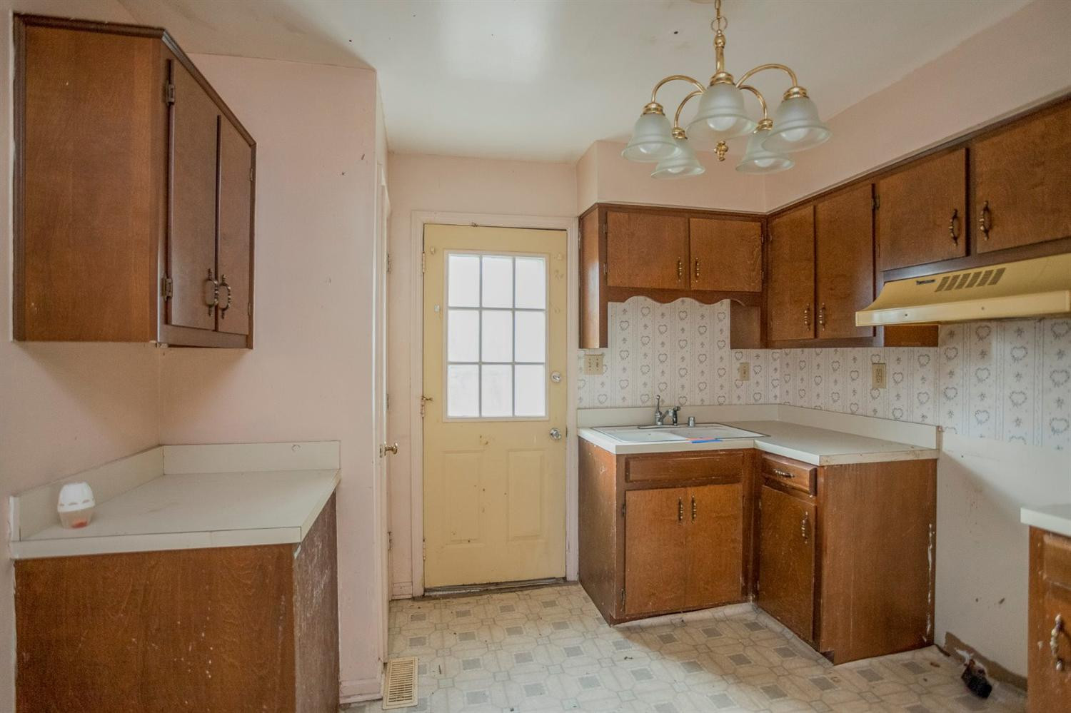 818 Ridgeview Drive Frankfort, KY 40601 - Photo 12 of 25 Photo 12