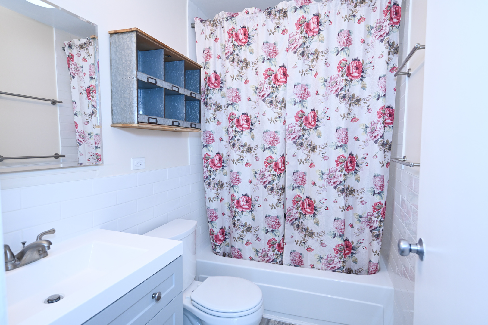 5201 South Cornell Avenue, Unit 5D Chicago, IL 60615 - Photo 13 of 18